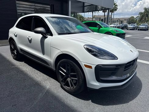 Certified 2024 Porsche Macan Turbo AWD/4WD image 5