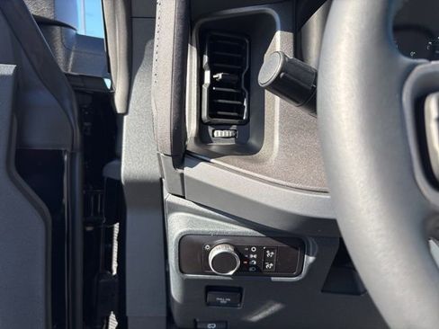 New 2025 Ford Bronco Big Bend image 17