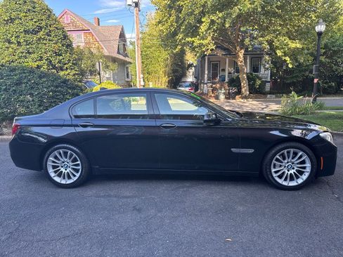 Used 2013 BMW 740Li xDrive AWD/4WD image 6