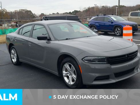 Used 2023 Dodge Charger SXT image 4