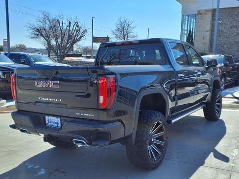 Certified 2025 GMC Sierra 1500 Denali image 3