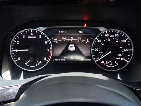 Used 2023 Nissan Pathfinder SL AWD/4WD image 28