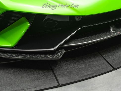 Used 2018 Lamborghini Huracan Performante image 45