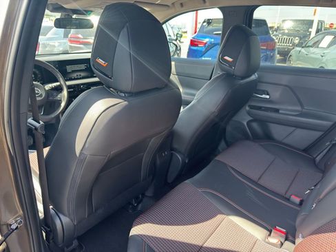 New 2026 Nissan Kicks SR w/ SR Premium Package FWD image 16