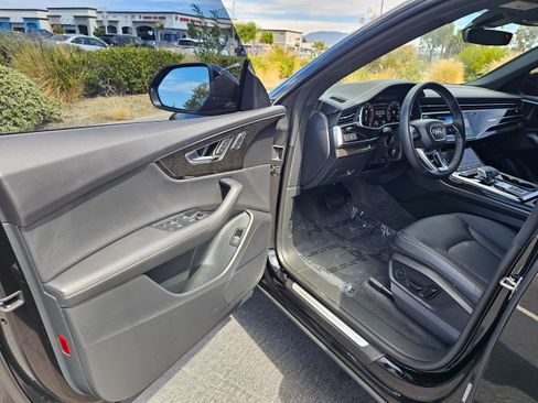Used 2024 Audi Q8 Premium Plus w/ Premium Plus Package AWD/4WD image 19