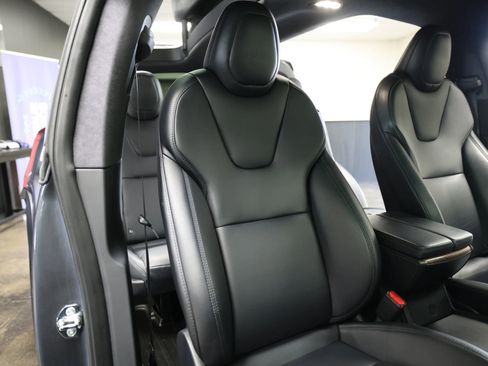 Used 2020 Tesla Model X Long Range AWD/4WD image 38