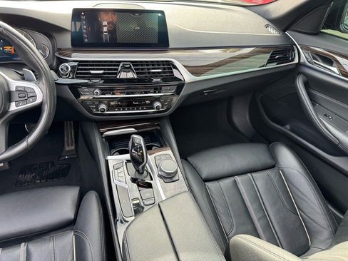 Used 2019 BMW 540i 540i w/ M Sport Package image 18