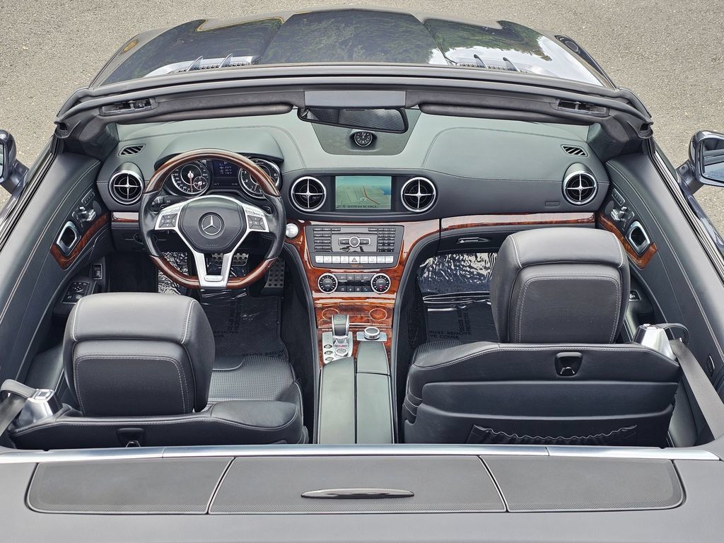 Used 2015 Mercedes-Benz SL 63 AMG image 34
