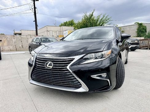 Used 2015 Lexus ES 350 w/ Premium Package FWD image 8