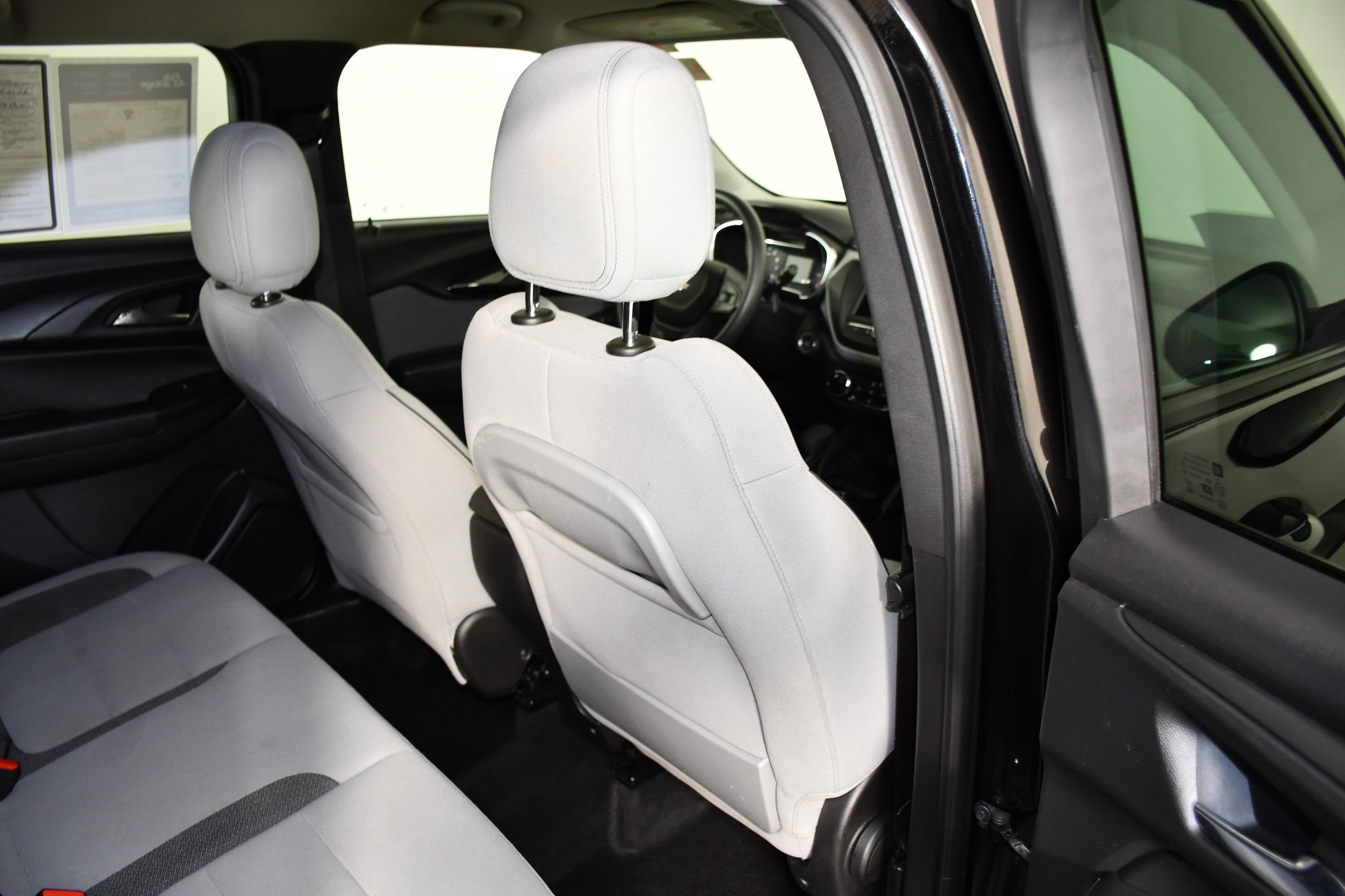 Used 2021 Chevrolet TrailBlazer LT AWD/4WD image 43