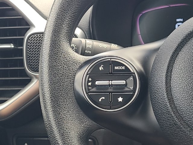 Used 2024 Kia Soul LX w/ LX Technology Package FWD image 17