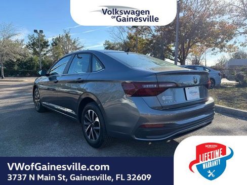 Certified 2024 Volkswagen Jetta S image 4