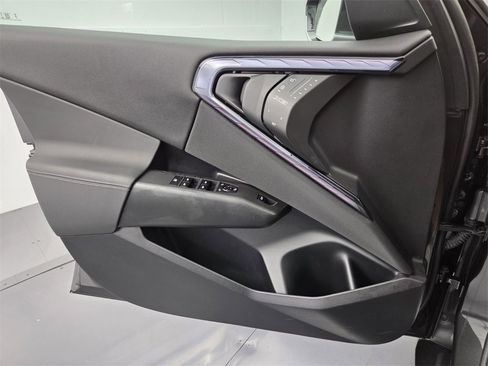 Used 2024 BMW M3 Competition w/ Executive Package image 34