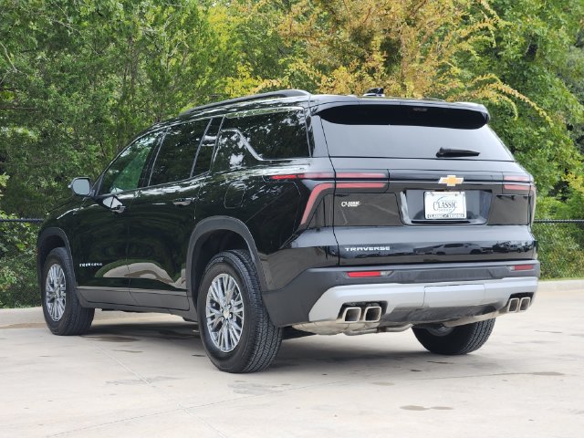 Used 2026 Chevrolet Traverse LT w/ Driver Confidence Package FWD image 6