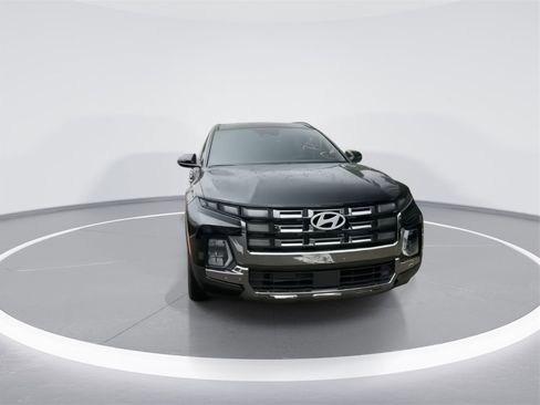 Certified 2025 Hyundai Santa Cruz Limited image 4