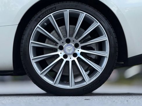 Used 2018 Mercedes-Benz E 400 Coupe image 18