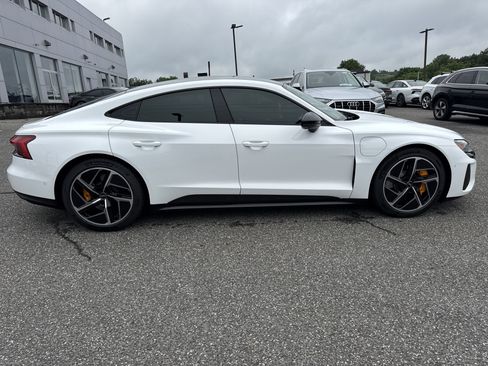 Certified 2023 Audi RS e-tron GT w/ Carbon Performance Package AWD/4WD image 8