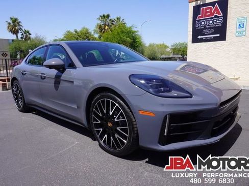 Used 2025 Porsche Panamera 4 image 55