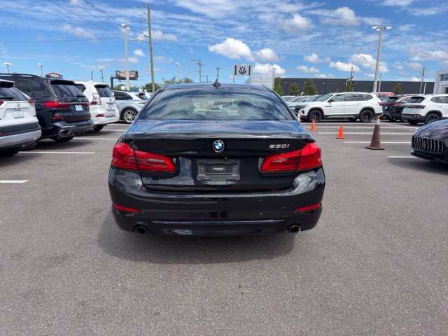 Used 2020 BMW 530i w/ Premium Package RWD image 17