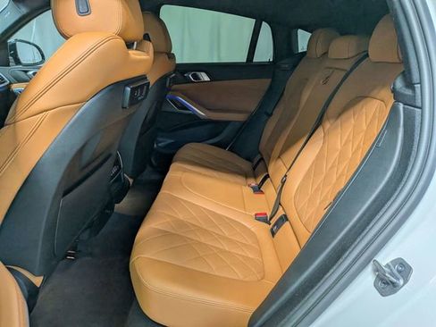 Used 2023 BMW X6 xDrive40i w/ M Sport Package AWD/4WD image 9
