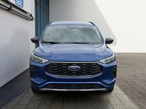 Certified 2023 Ford Escape ST-Line w/ Tech Pack #1 AWD/4WD image 8