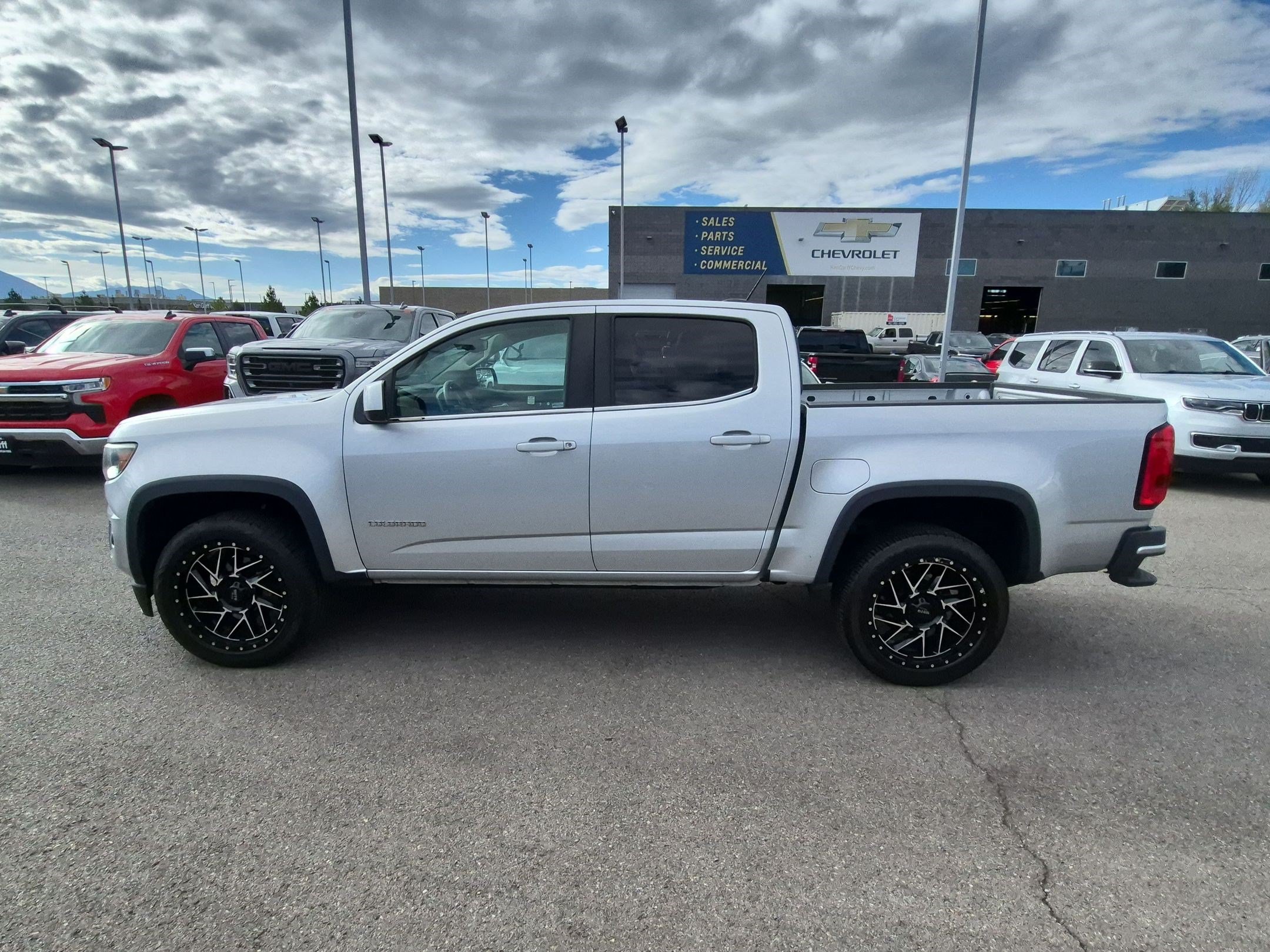 Used 2018 Chevrolet Colorado LT w/ LT Convenience Package RWD image 7