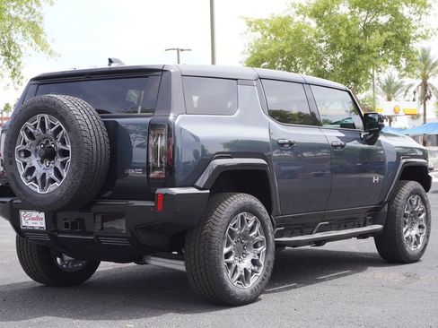 New 2025 GMC Hummer EV 3X image 3