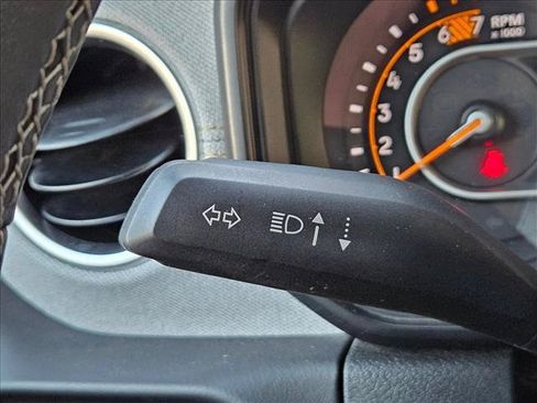 Used 2025 Jeep Wrangler Unlimited Sahara AWD/4WD image 25