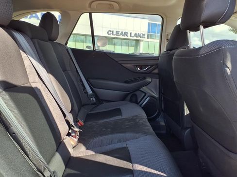 Certified 2025 Subaru Outback Premium image 13