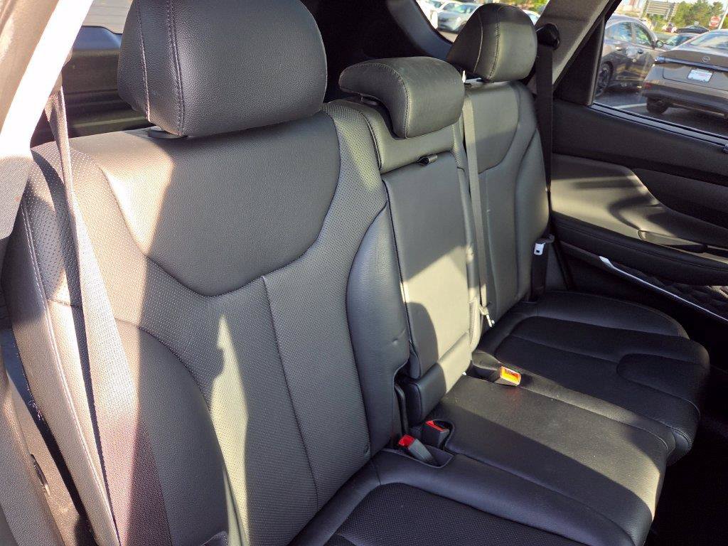 Used 2020 Hyundai Santa Fe Limited AWD/4WD image 30