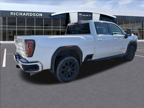 Used 2024 GMC Sierra 2500 AT4 w/ AT4 Premium Plus Package image 12