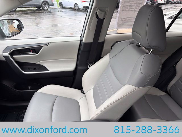 Used 2024 Toyota RAV4 XLE Premium AWD/4WD image 21