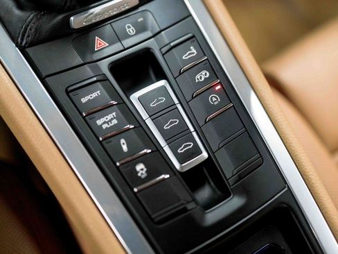 Used 2012 Porsche 911 Carrera S RWD image 71