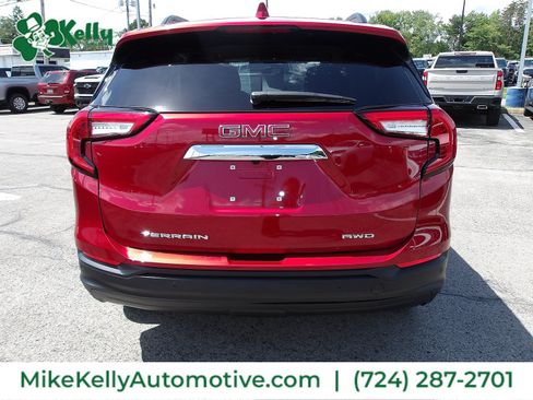 Used 2023 GMC Terrain SLE w/ Driver Convenience Package AWD/4WD image 6