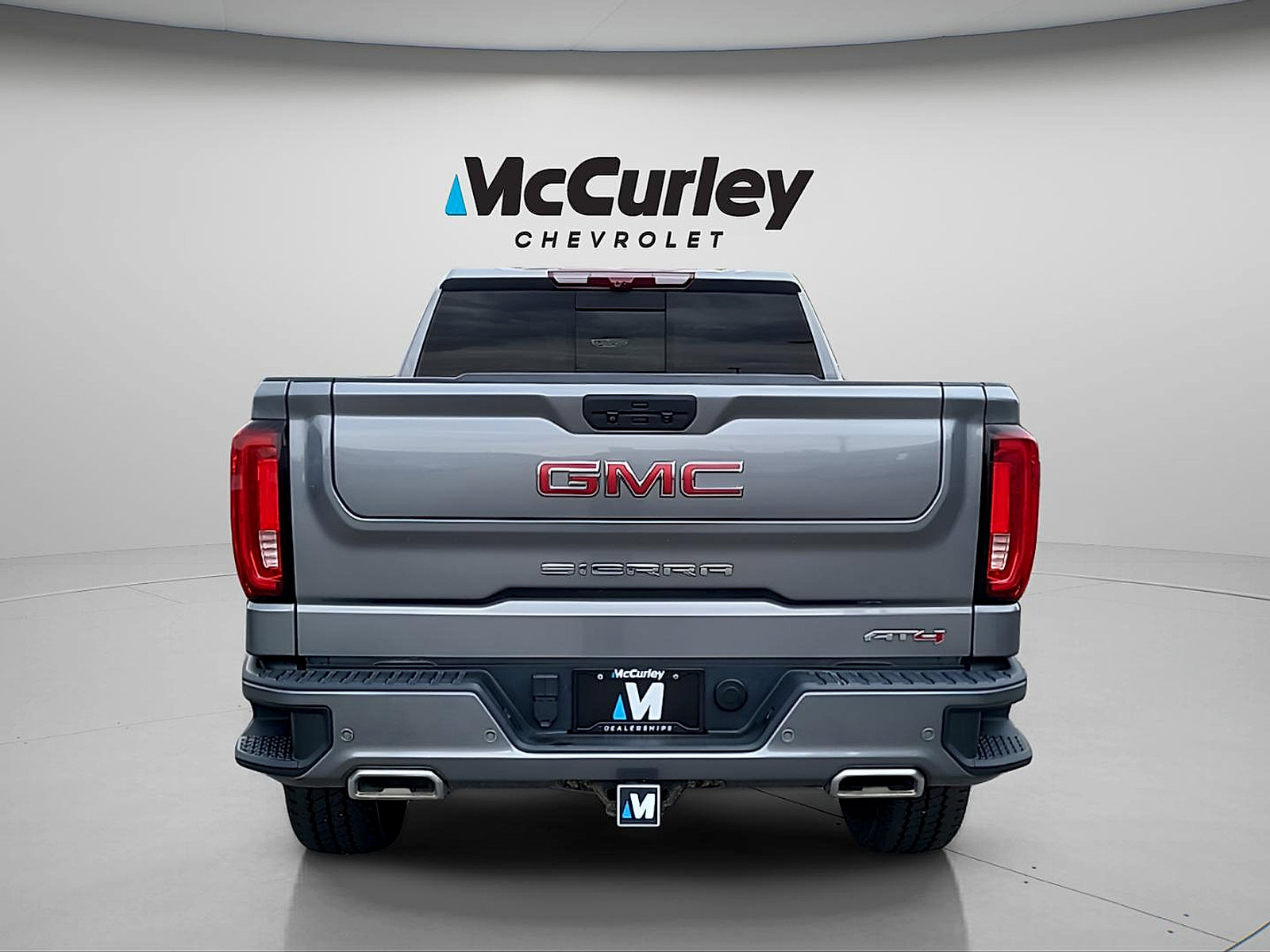Used 2021 GMC Sierra 1500 AT4 w/ AT4 Premium Package AWD/4WD image 6
