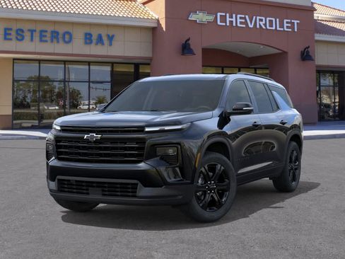 New 2027 Chevrolet Traverse LT w/ Midnight/Sport Edition FWD image 6