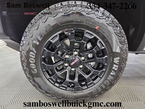 New 2026 GMC Canyon Elevation w/ Convenience Package RWD image 45