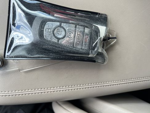 Used 2021 Lincoln Corsair FWD w/ Equipment Group 101A image 35