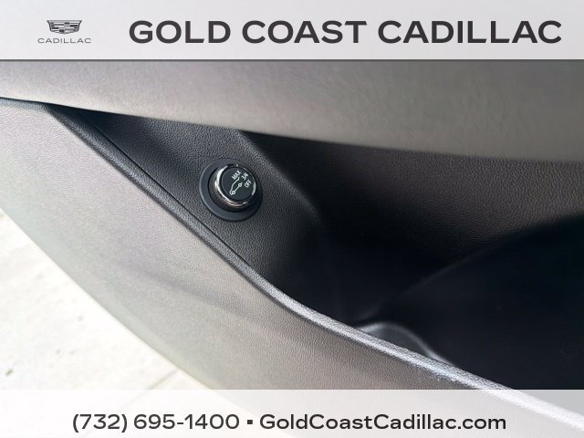 Used 2025 Cadillac XT5 Premium Luxury w/ Technology Package AWD/4WD image 17
