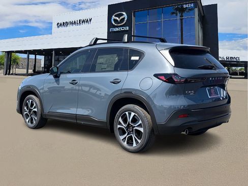 New 2026 MAZDA CX-5 Preferred image 4