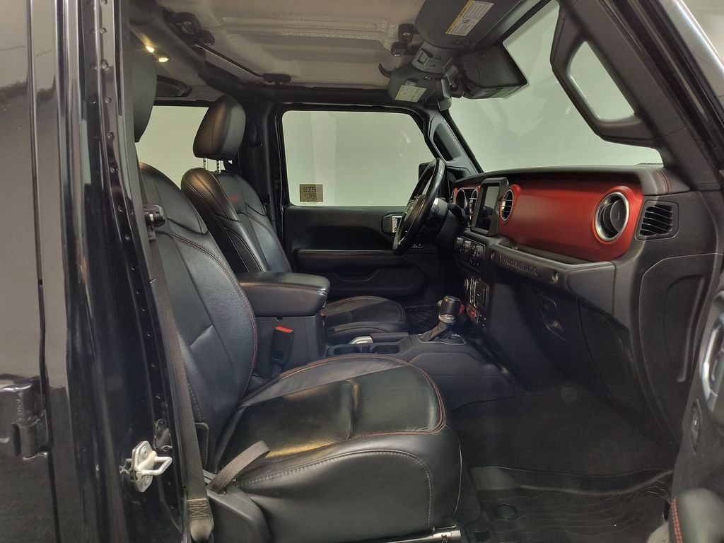 Used 2019 Jeep Wrangler Unlimited Rubicon AWD/4WD image 24