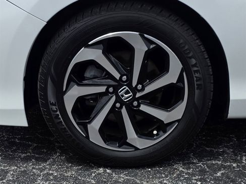 Used 2017 Honda Accord EX-L image 43