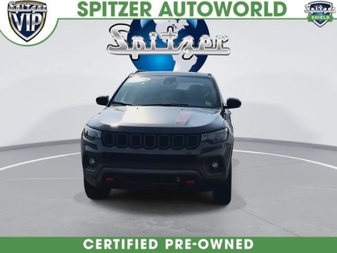 Used 2024 Jeep Compass Trailhawk w/ Sun and Sound Group AWD/4WD image 3