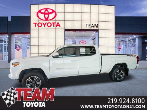 Used 2019 Toyota Tacoma SR5 AWD/4WD image 1
