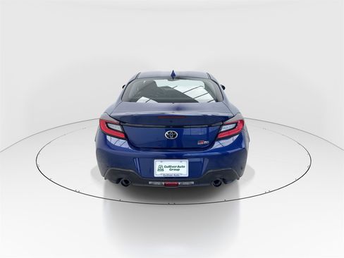 Used 2025 Toyota GR86 image 7