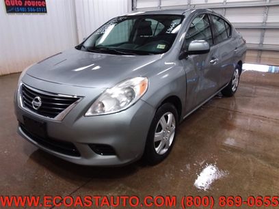 Used 2014 Nissan Versa SV
