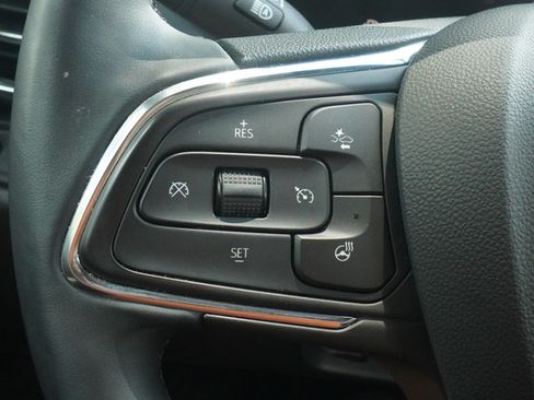 Used 2025 Buick Envista Sport Touring w/ Convenience I Package FWD image 11