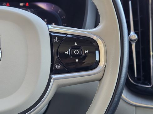 Used 2023 Volvo XC60 B5 Plus w/ Climate Package image 41