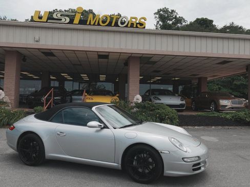 Used 2008 Porsche 911 Carrera RWD image 2
