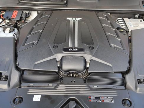 Used 2023 Bentley Bentayga Extended Wheelbase image 14